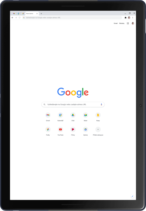Tablet Pixel Slate v režimu portrétu. Zobrazena je domovská stránka Google.