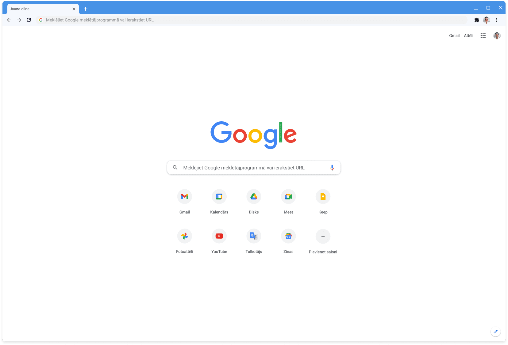 Pārlūka Chrome logā (ar klasisko motīvu) tiek rādīta vietne Google.com.